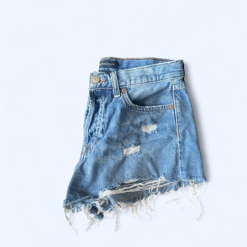 Aeropostale blue denim mini boyfriend distressed shorts size 6 - Picture 4 of 6